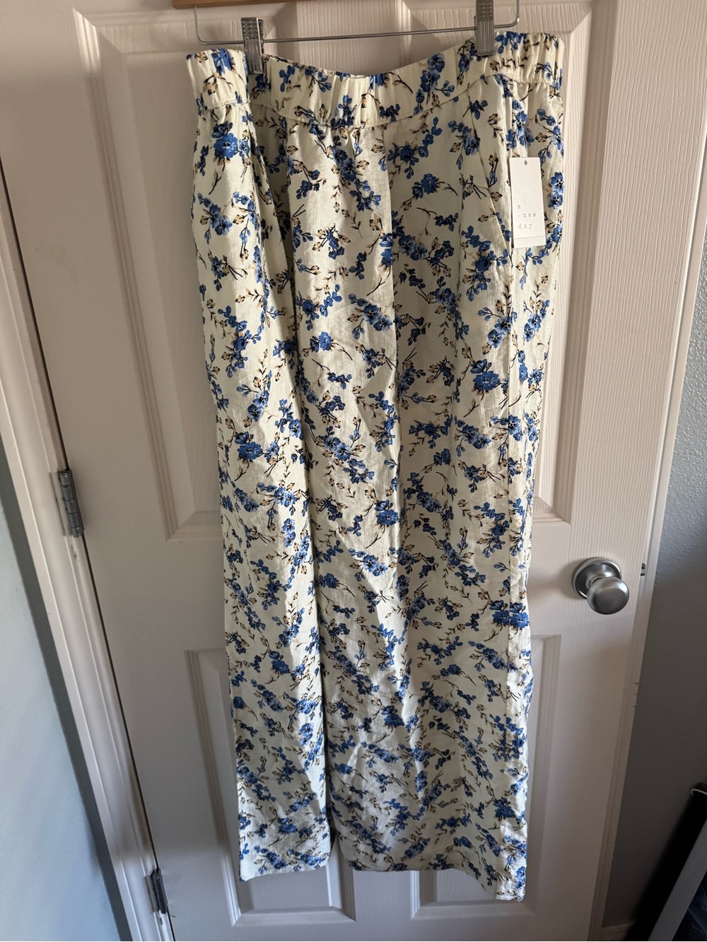 Cream Floral Pants